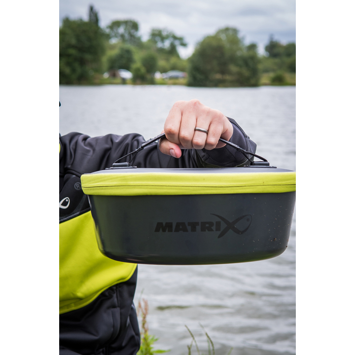 Matrix Moulded EVA Bowl With Lid