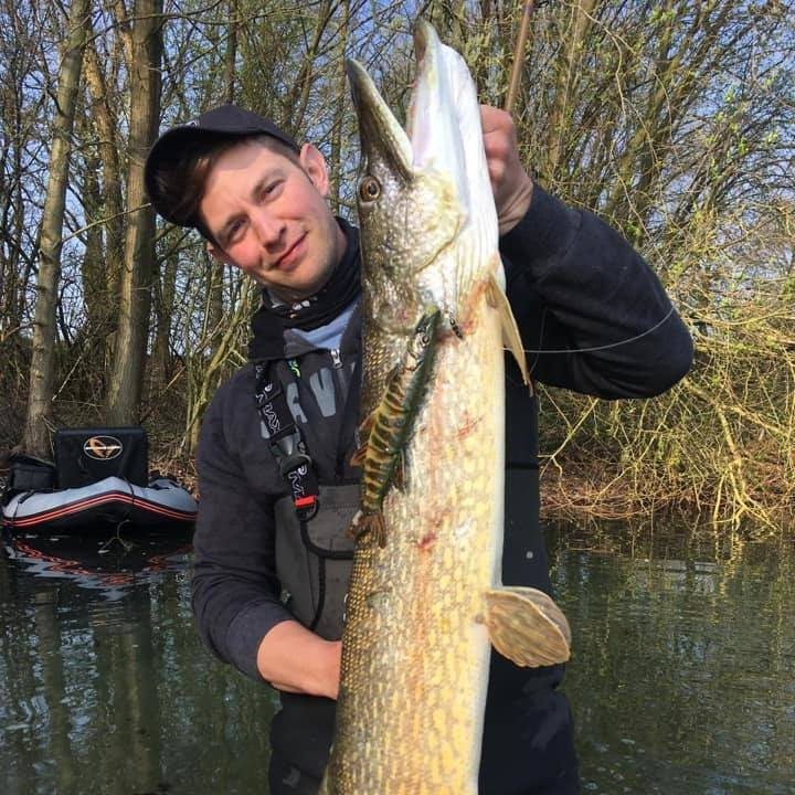 Savage Gear 4D Line Thru Pike