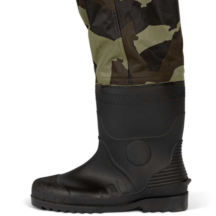 Avid Carp Distortion Camo Chest Waders