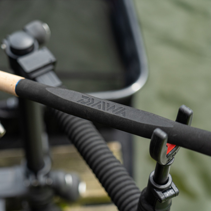 Daiwa N'ZON Dual Rear Rod Rest