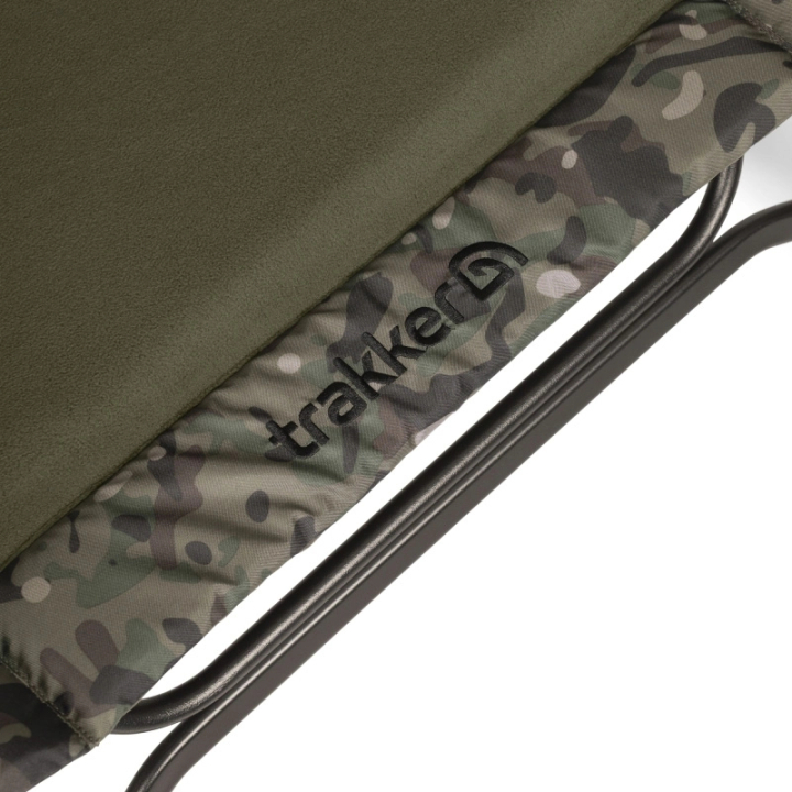 Trakker Levelite Camo Colossus Recliner Chair